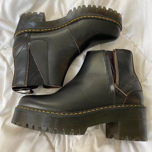 Dr Martens Rometty II Zip Heeled Chelsea Boots